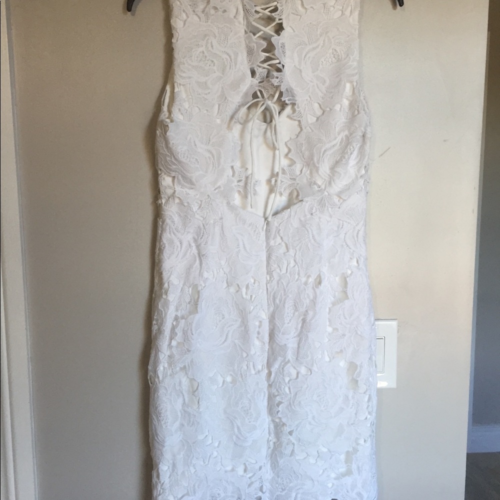 Bardot white lace dress - Picture 6 of 7